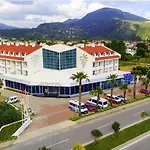 酒店 Airport Lykia Thermal & 4*